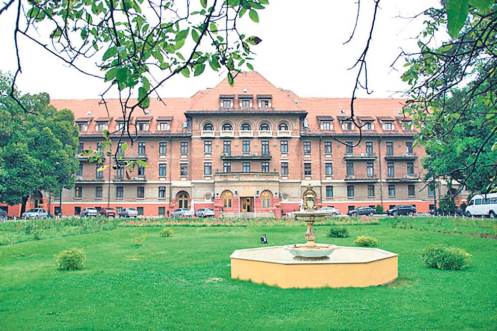 1_5b8a64fa-d598-43d5-b746-527c395cdd23